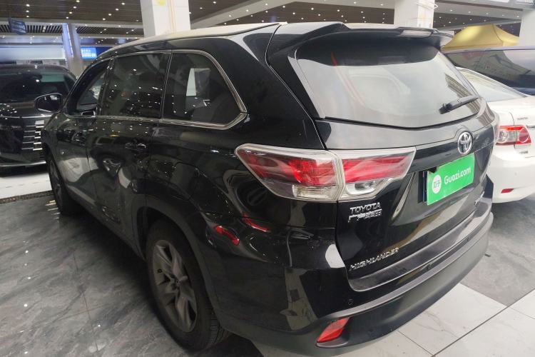 Used Toyota Highlander 2017 2.0T Four-Wheel Drive Luxury Edition 7 Seats Exterior 2