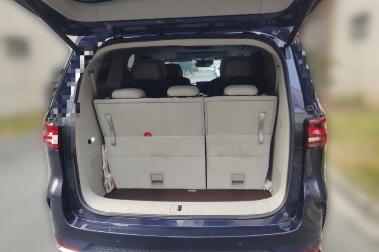 Used Roewe iMAX8 2021 400TGI Supreme Series Ultimate Edition Trunk