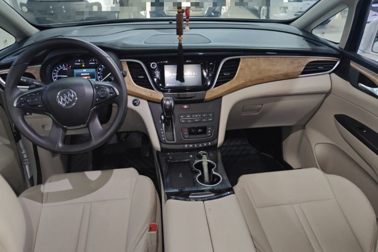 Used Buick GL8 2018 ES 28T Comfort Model China VI Standard