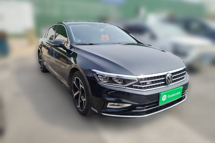 Used Volkswagen Magotan 2023 2 Million Units Limited-Edition 380TSI DSG Flagship Version Front Right 45 Deg