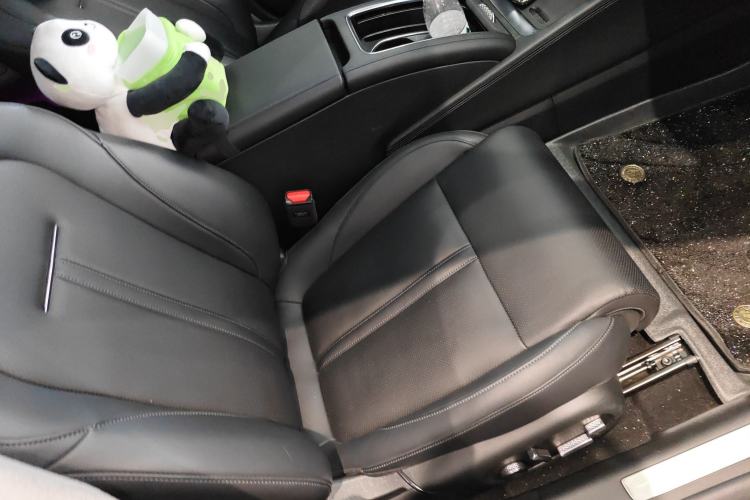 Used Zeekr 007 2025 Rear-Drive Intelligent Driving Version 75 kWh Right Front Seat