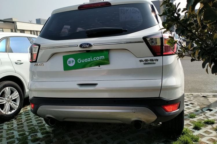 Used Ford Kuga 2017 EcoBoost 180 Two-Wheel-Drive Tiger Leap Model
