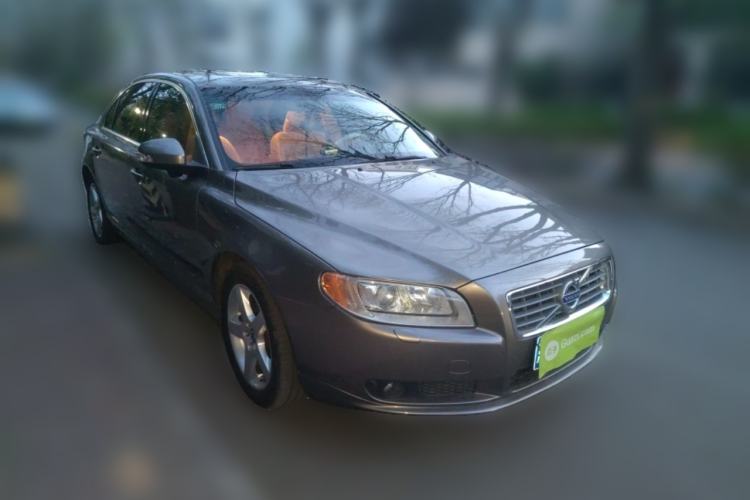 Used Volvo S80L 2011 2.0T ZhiZun Edition Front Right 45 Deg