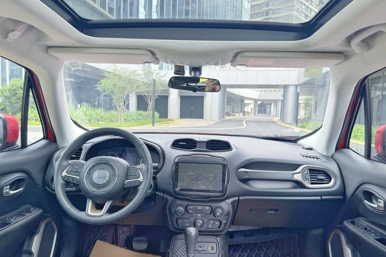 Used Jeep Renegade 2018 Connected Large Screen Version 180T Automatic High-Energy Edition