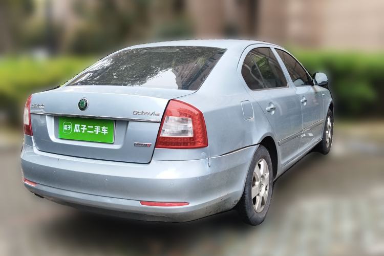 Used Skoda Octavia 2012 1.6L Automatic Yijun Edition Rear Right 45 Deg