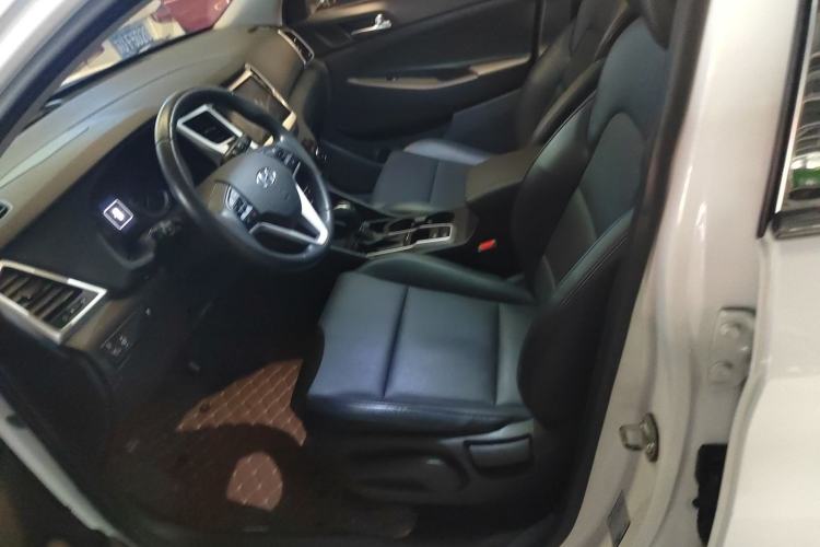 Used Hyundai Tucson 2015 1.6T Dual-Clutch Two-Wheel-Drive Smart Model
