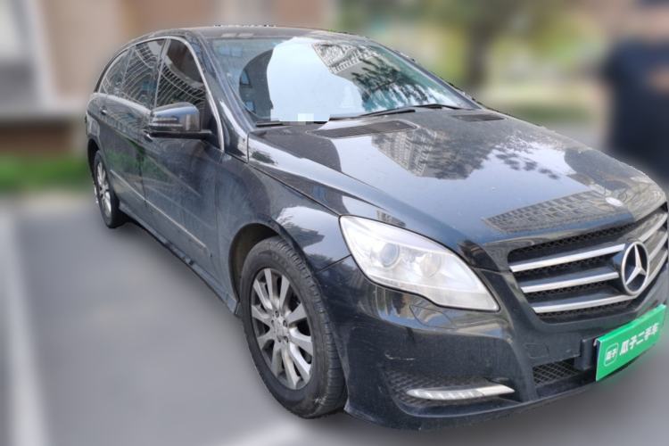 Used Mercedes-Benz R-Class 2011 R 300 L Business Model Front Right 45 Deg