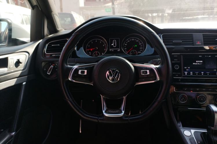 Used Volkswagen Golf 2018 280TSI Automatic R-Line Model