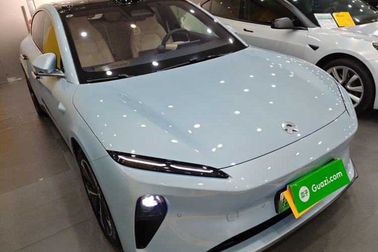 Used Nio ET5T 2024 75kWh Touring Front Right 45 Deg