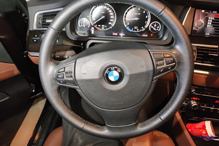 Used BMW 5 Series GT 2015 528i Leading Model
