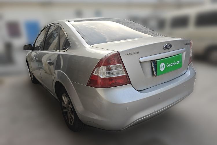 Used Ford Focus 2013 Sedan Classic 1.8L Automatic Base Model
