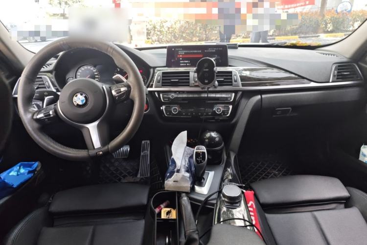 Used BMW 3 Series 2019 320Li M Sport Night Edition Center Console