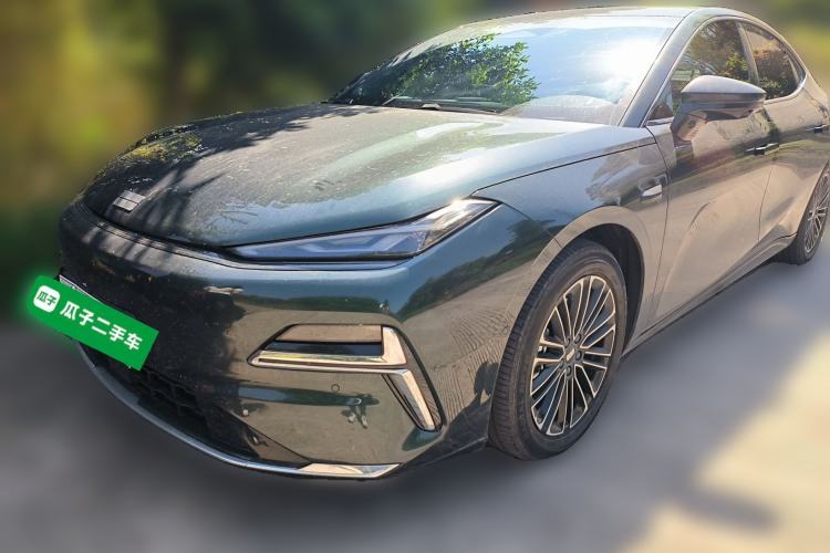 Used Geely Galaxy 8 2025 130km EM-i Prestige Edition