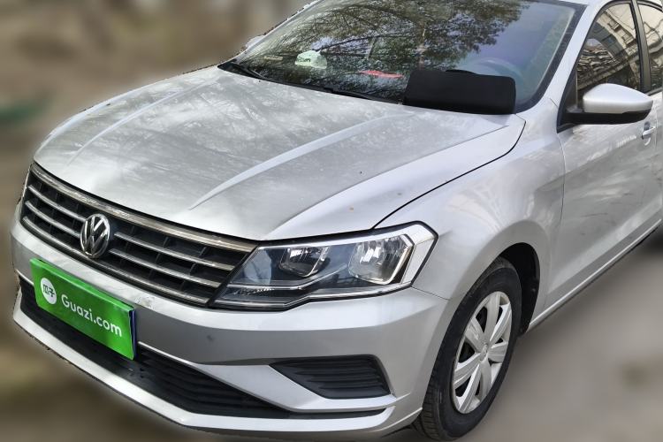 Used Volkswagen Jetta 2017 1.5L Manual Fashion Edition