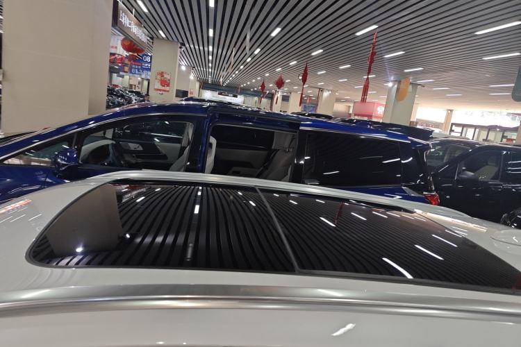 Used Volvo V90 2023 Cross Country B5 AWD Smart Range Edition
