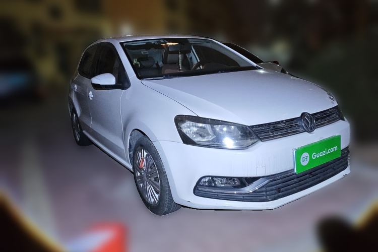 Used Volkswagen Polo 2016 1.6L Automatic Comfort Model
