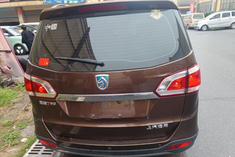 Used Baojun 730 2014 1.5L manual Comfort version 7 seats
