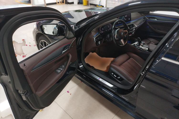 Used BMW 5 Series 2021 530Li Luxury Edition M Sport Package
