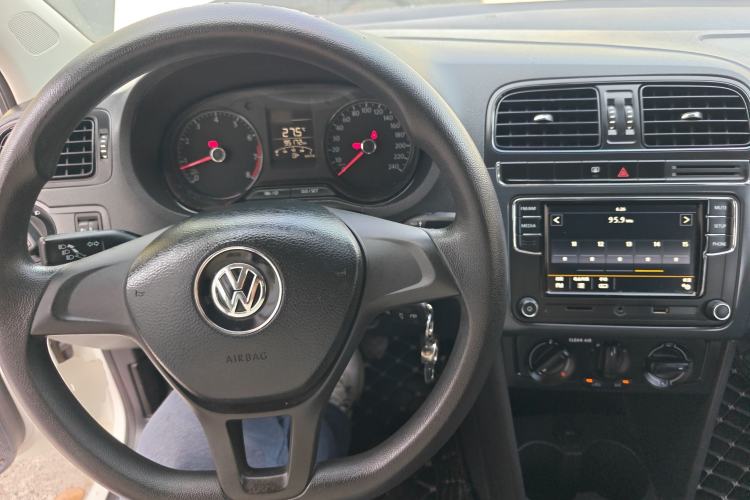 Used Volkswagen Polo 2016 1.4L Manual Fashion Model
