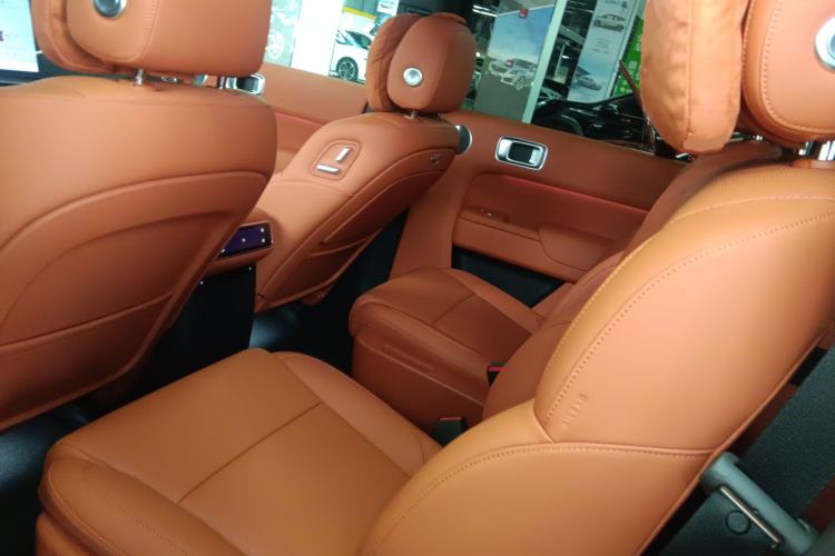 Used Li Auto L8 2024 Ultra Model
