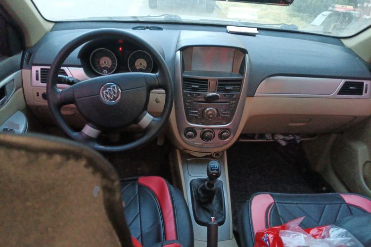 Used Buick Excelle 2013 1.5L Manual Classic Model
