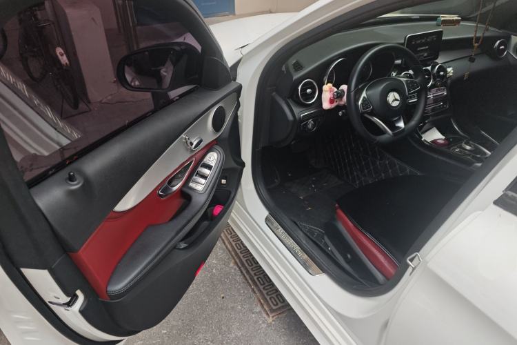 Used Mercedes-Benz C-Class 2017 Restyled C 200 Sport Edition Driver Seat