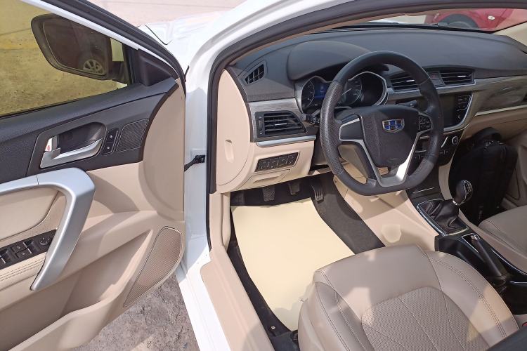 Used Geely Auto Emgrand 2017 Sedan Million Edition 1.5L Manual Luxury Model