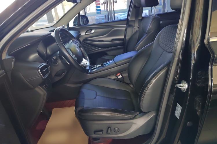 Used Hyundai Santa Fe 2020 380 TGDi Automatic Two-Wheel Drive GLS Luxury Edition Left Front Seat