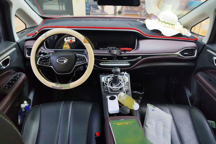 Used GAC Trumpchi M6 2021 PRO 270T DCT Luxury Edition Interior 2