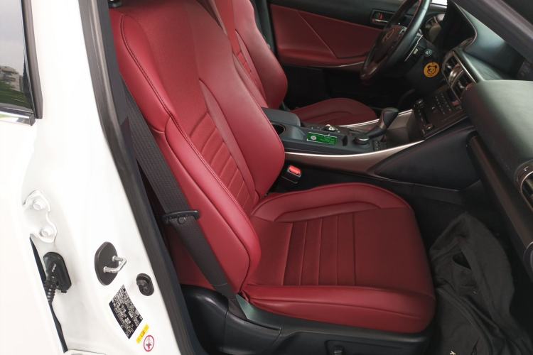 Used Lexus IS 2015 200t F SPORT