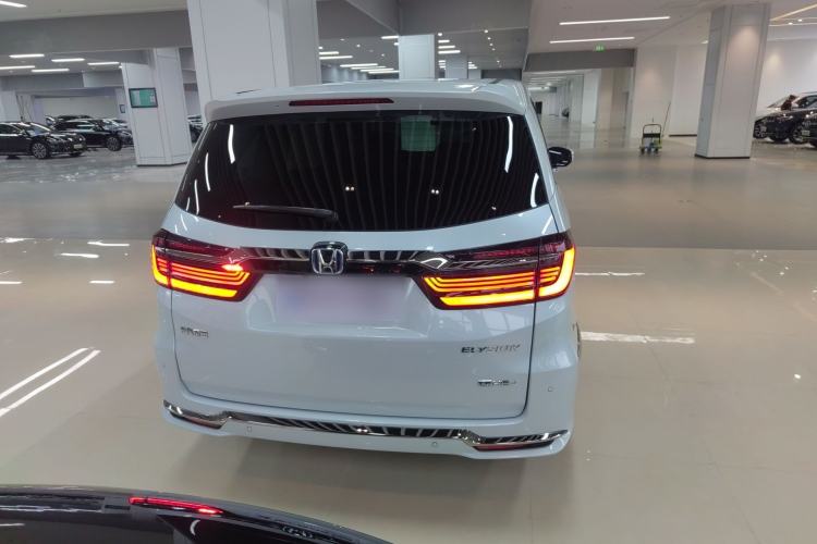 Used Honda Elysion 2024 2.0L eHEV Luxury Edition Rear