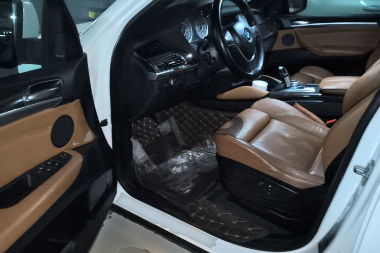 Used BMW X6 2011 xDrive35i
