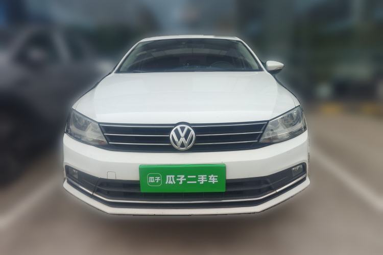 Used Volkswagen Sagitar 2017 1.6L Manual Comfort Model Front