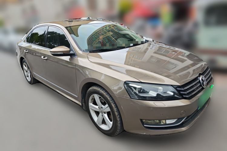 Used Volkswagen Passat 2013 1.8TSI DSG Prestige Edition Front Right 45 Deg