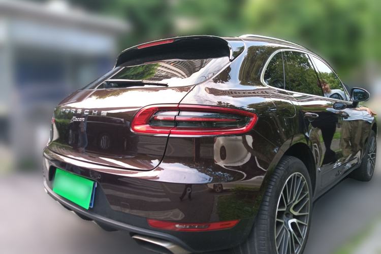 Used Porsche Macan 2017 Macan 2.0T Rear Right 45 Deg