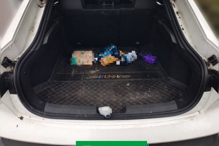 Used CHANGAN UNI-V 2023 1.5T Prestige Model
