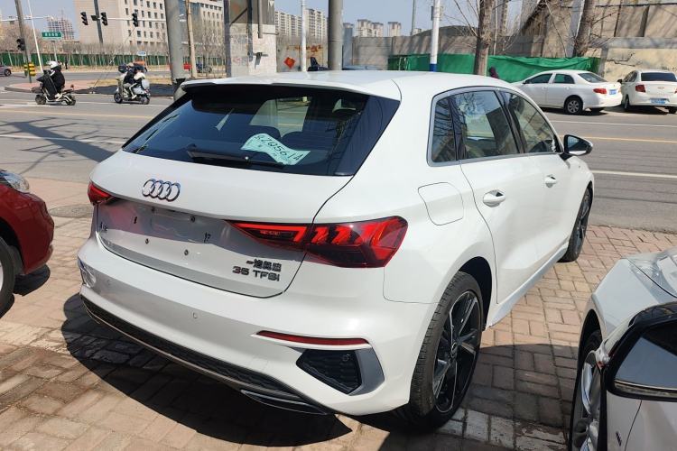 Used Audi A3 2024 Sportback 35 TFSI Fashionable Sports Model
