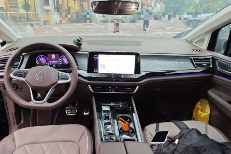 Used Volkswagen Viloran 2023 Revised 380TSI Prestige Edition Center Console