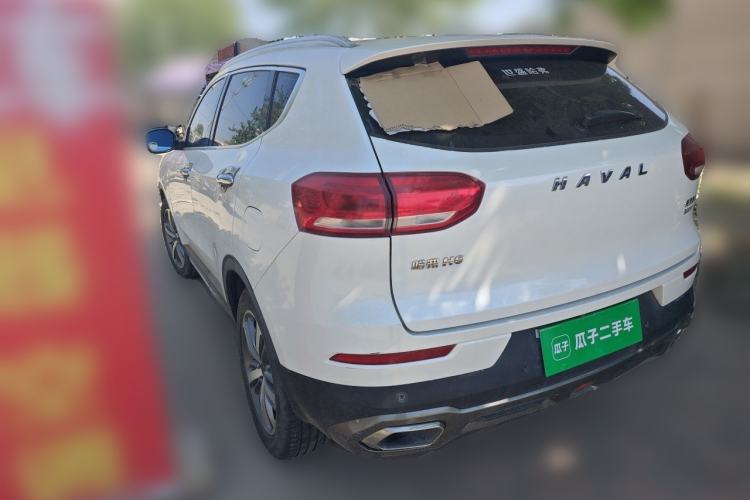 Used Haval H6 2017 Red Label 2.0T Automatic Two-Wheel Drive ZhiShang Model
