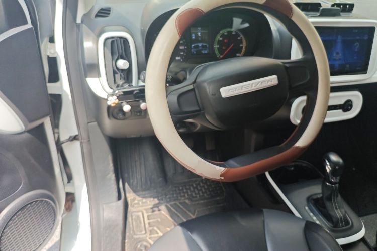 Used Roewe Clever 2022 311km QiQi BoBo Edition Steering Wheel