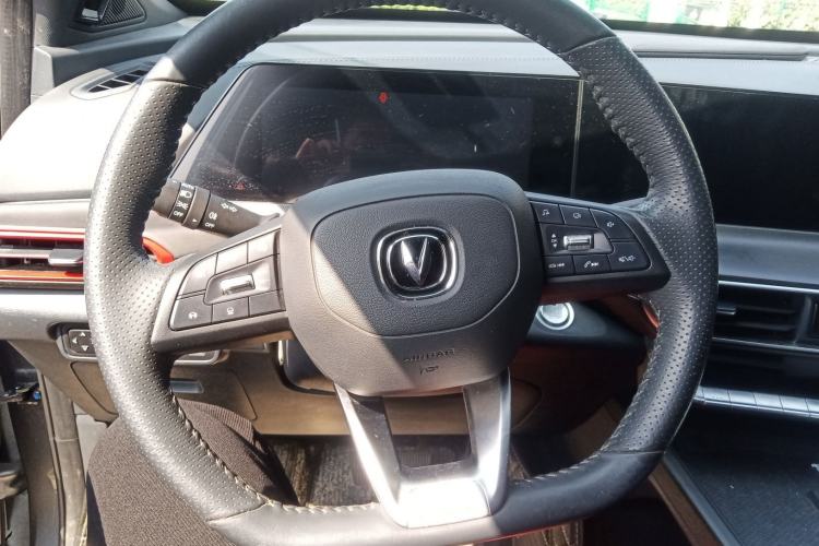 Used Changan UNI-T 2020 1.5T Prestige Version
