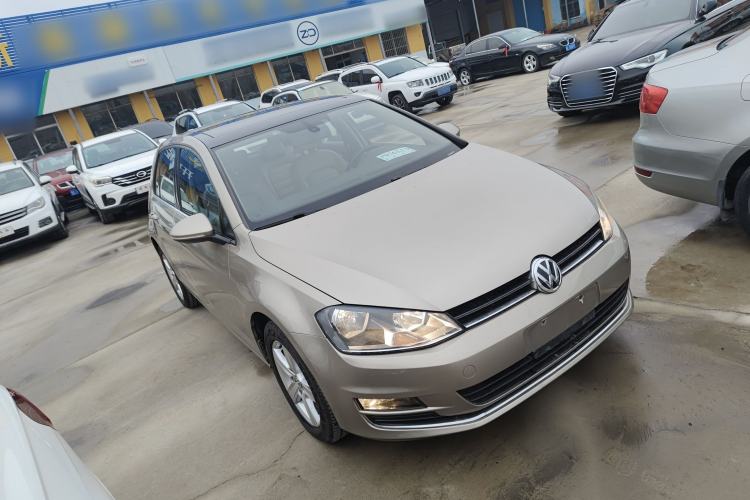 Used Volkswagen Golf 2014 1.4TSI Automatic Luxury Model

