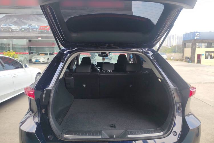 Used Toyota Harrier 2022 2.0L CVT Two-Wheel Drive Deluxe Edition
