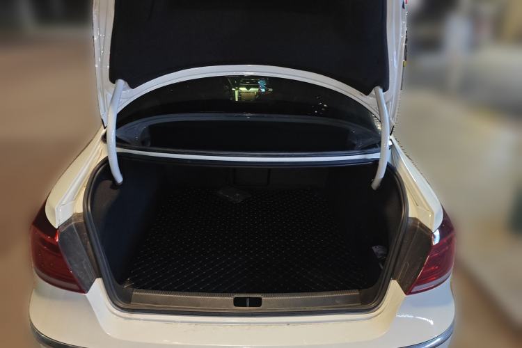 Used Volkswagen FAW-Volkswagen CC 2015 1.8TSI Luxury Model
