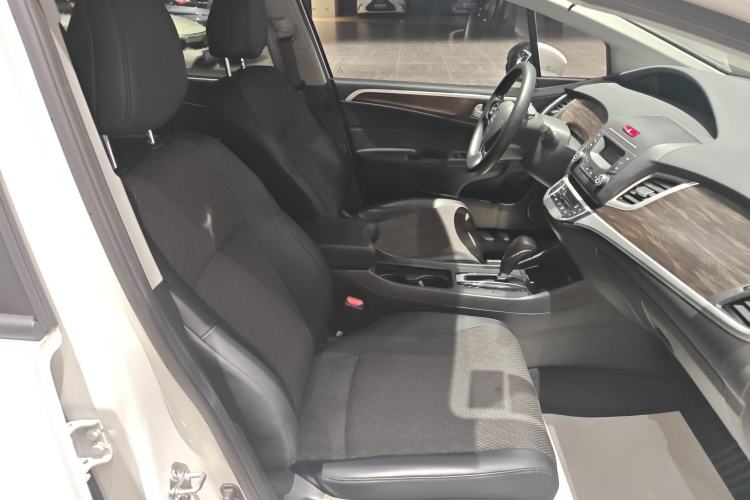 Used Honda Jade 2017 1.8L automatic Comfort version 5 seats
