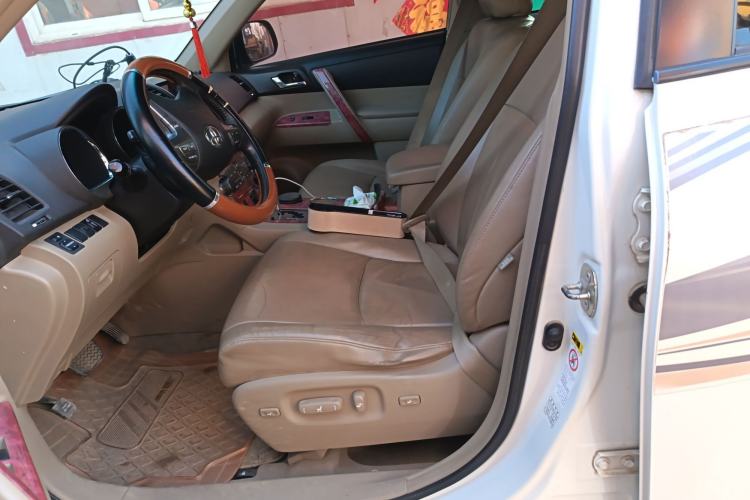 Used Toyota Highlander 2009 2.7L Two-Wheel Drive 7-Seater Luxury Edition