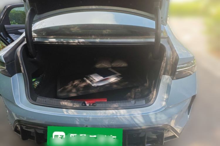 Used BYD Seal 2022 550 km Standard Range Rear-Wheel Drive Prestige Version Trunk