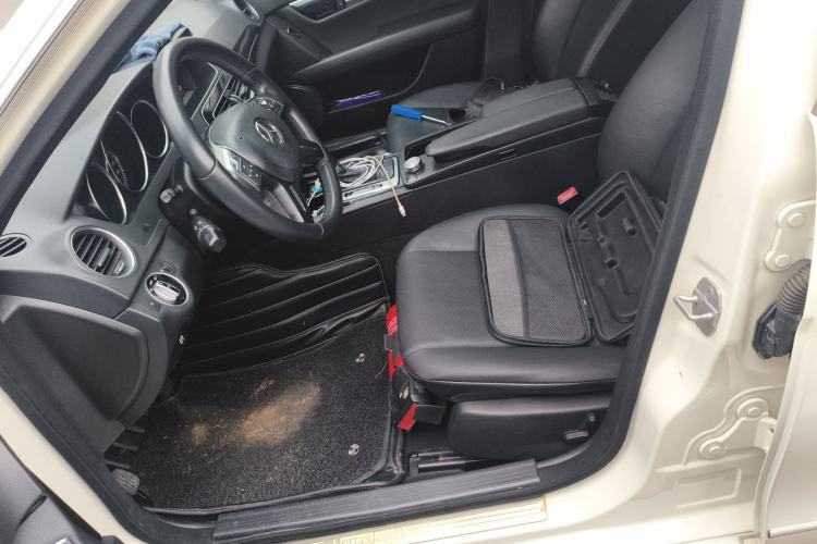 Used Mercedes-Benz C-Class 2011 C 180K Classic model Left Front Seat