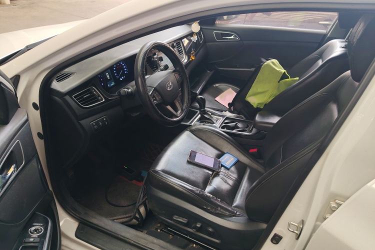 Used Hyundai Mistra 2014 1.8L Automatic Deluxe DLX Model