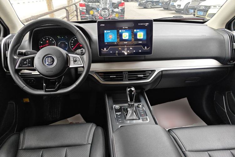 Used BYD Tang 2018 2.0T Automatic Smart Connect Prestige 7-Seater China V Standard Center Console